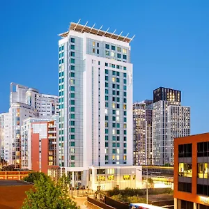 Radisson Blu Hotel, Hotell